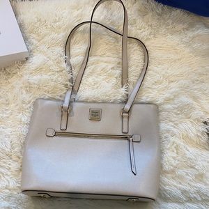 Dooney & Bourke Saffiano Shopper
